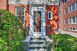 20 Grotto Ave, Providence, RI 02906 - Photo 2