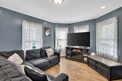 142 Richard Street, Cranston, RI 02910 - Photo 8