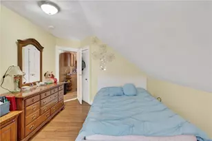 142 Richard St, Cranston, RI 02910 - Photo 22