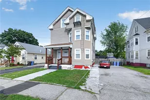142 Richard St, Cranston, RI 02910 - Photo 2