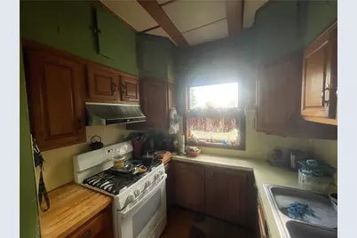 82 Jefferson Avenue, Pawtucket, RI 02860 - Photo 14