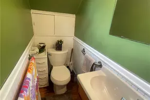 82 Jefferson Ave, Pawtucket, RI 02860 - Photo 18
