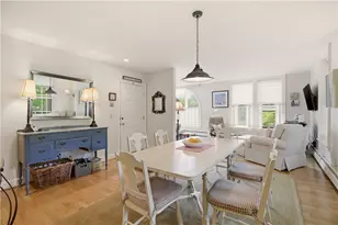 158 Narragansett Ave, Newport, RI 02840 - Photo 4