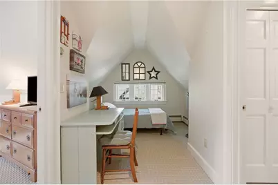 158 Narragansett Avenue #I, Newport, RI 02840 - Photo 18
