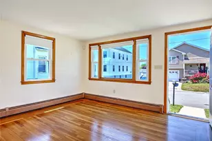 9 Custer Ave, Johnston, RI 02919 - Photo 6