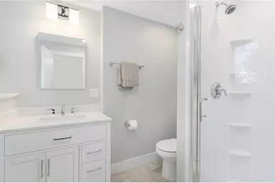 117 Indian Avenue, Portsmouth, RI 02871 - Photo 22