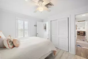 35 Willow Ave, Narragansett, RI 02882 - Photo 18
