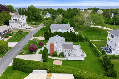 35 Willow Avenue, Narragansett, RI 02882 - Photo 4