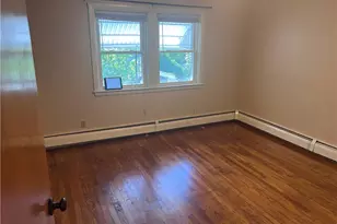 80 Ballston Ave, Pawtucket, RI 02861 - Photo 10