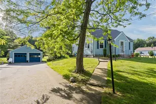 227 Angell Rd, Lincoln, RI 02865 - Photo 4