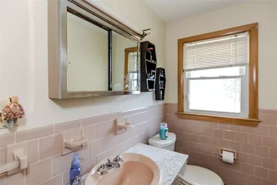39 Fairview Avenue, East Providence, RI 02914 - Photo 22