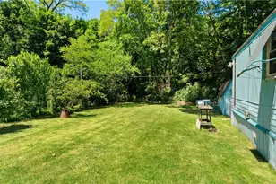 979 Toll Gate Rd, Warwick, RI 02886 - Photo 14