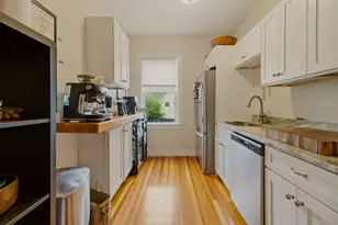 244 Camp St, Providence, RI 02906 - Photo 12