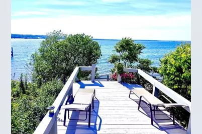 213 Seaside Drive, Jamestown, RI 02835 - Photo 4