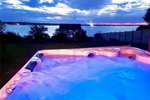 213 Seaside Dr, Jamestown, RI 02835 - Photo 14