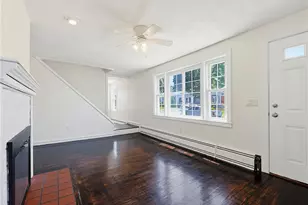 14 Jenks St, East Providence, RI 02914 - Photo 22