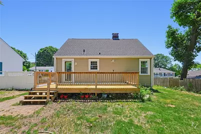 14 Jenks Street, East Providence, RI 02914 - Photo 8