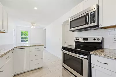 14 Jenks Street, East Providence, RI 02914 - Photo 16