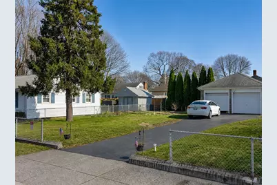 13 Cameron Street, Pawtucket, RI 02861 - Photo 4