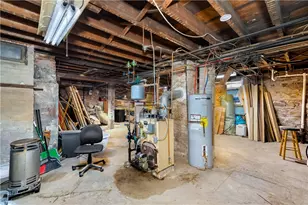 78 Jenks St, Central Falls, RI 02863 - Photo 18