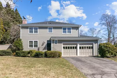 26 Red Cross Avenue, Newport, RI 02840 - Photo 2