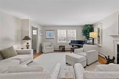26 Red Cross Avenue, Newport, RI 02840 - Photo 6