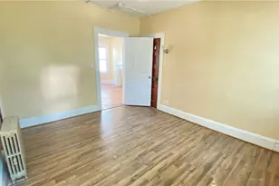 38 Atlantic Ave, Providence, RI 02907 - Photo 6
