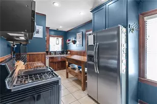 106 Norwood Ave, Cranston, RI 02905 - Photo 12