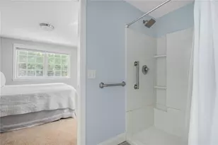 27 Christine Dr, Barrington, RI 02806 - Photo 26