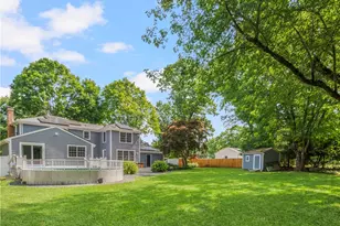 27 Christine Dr, Barrington, RI 02806 - Photo 46