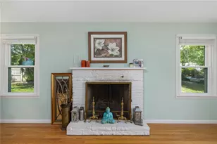 34 Terrace Dr, East Greenwich, RI 02818 - Photo 14