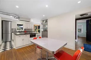 34 Terrace Dr, East Greenwich, RI 02818 - Photo 8