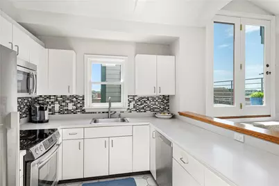 433 Thames Street #E, Newport, RI 02840 - Photo 12