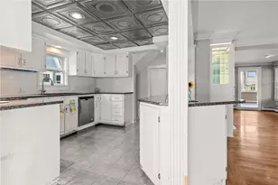 26 Fairview Ave, Cranston, RI 02905 - Photo 26
