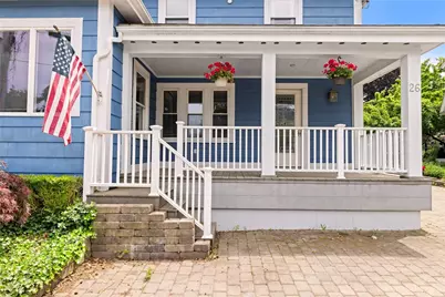 26 Fairview Avenue, Cranston, RI 02905 - Photo 2