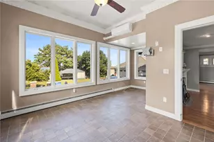 26 Fairview Ave, Cranston, RI 02905 - Photo 20