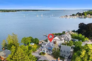 26 Fairview Ave, Cranston, RI 02905 - Photo 6