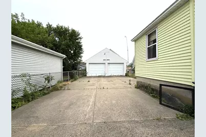 14 Park Street, Central Falls, RI 02863 - Photo 18