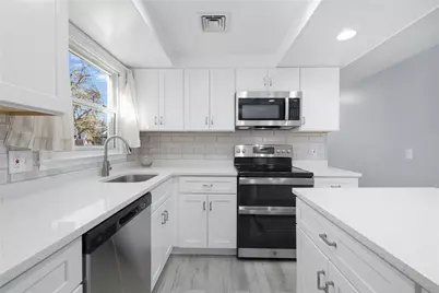 9 Long Pond Road, Coventry, RI 02816 - Photo 4