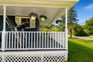 424 Buxton St, North Smithfield, RI 02896 - Photo 10