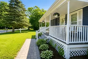 424 Buxton St, North Smithfield, RI 02896 - Photo 2