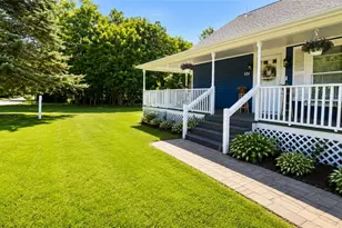 424 Buxton St, North Smithfield, RI 02896 - Photo 4