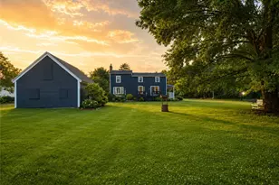 424 Buxton St, North Smithfield, RI 02896 - Photo 16