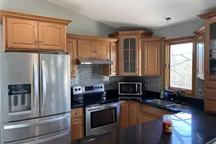 57 Saybrook Ave, Narragansett, RI 02882 - Photo 8