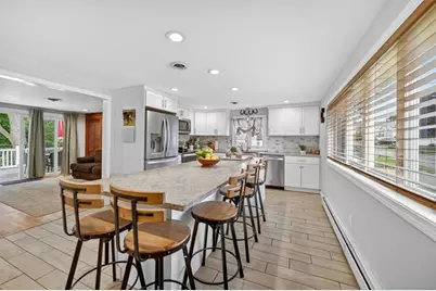 165 Salem Avenue, Cranston, RI 02920 - Photo 4