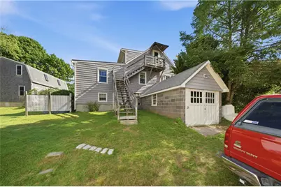 15 Kardway Street, South Kingstown, RI 02879 - Photo 8