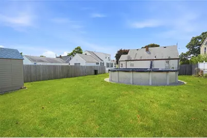 10 Jones Street, Pawtucket, RI 02861 - Photo 16