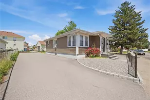 150 Senate St, Pawtucket, RI 02861 - Photo 28