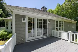 9 Newbury Dr, Westerly, RI 02891 - Photo 6
