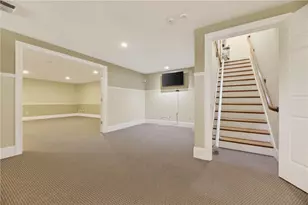 9 Newbury Dr, Westerly, RI 02891 - Photo 32